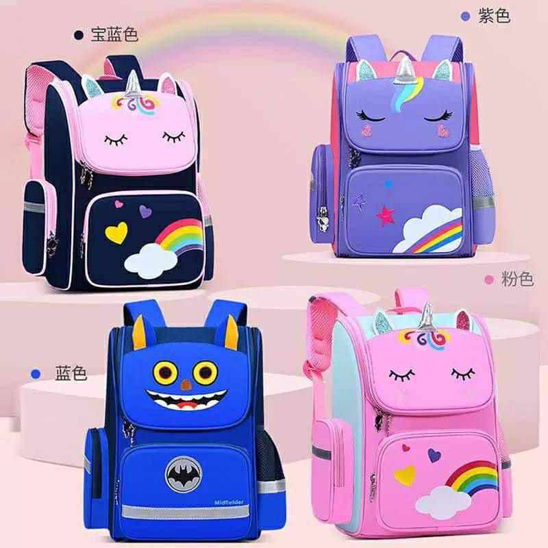 🎒✨ الحقائب المدرسية السحرية